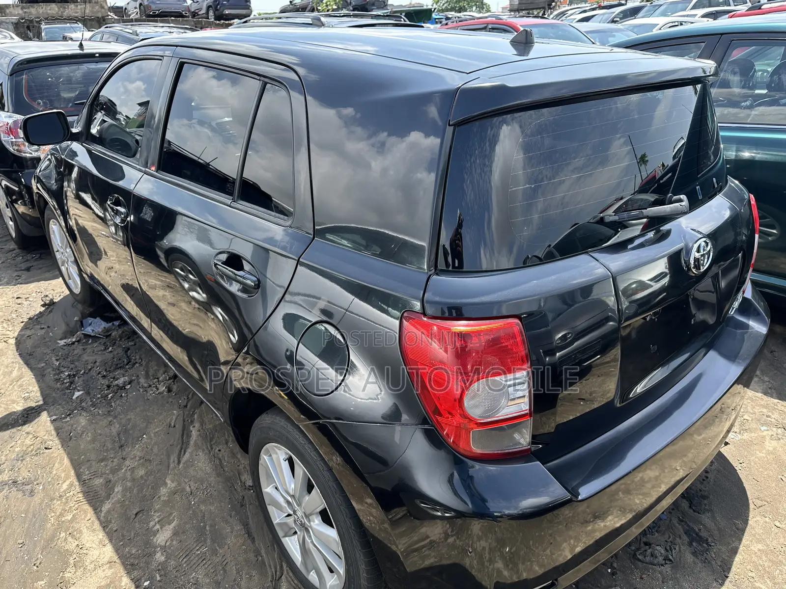Toyota Duet 2009 Black