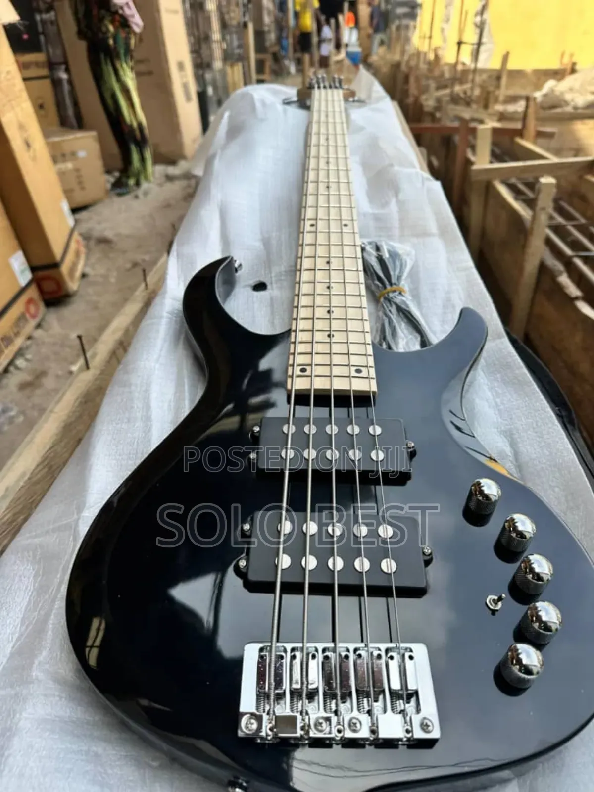 Fender 5 String Active Bass Guitar