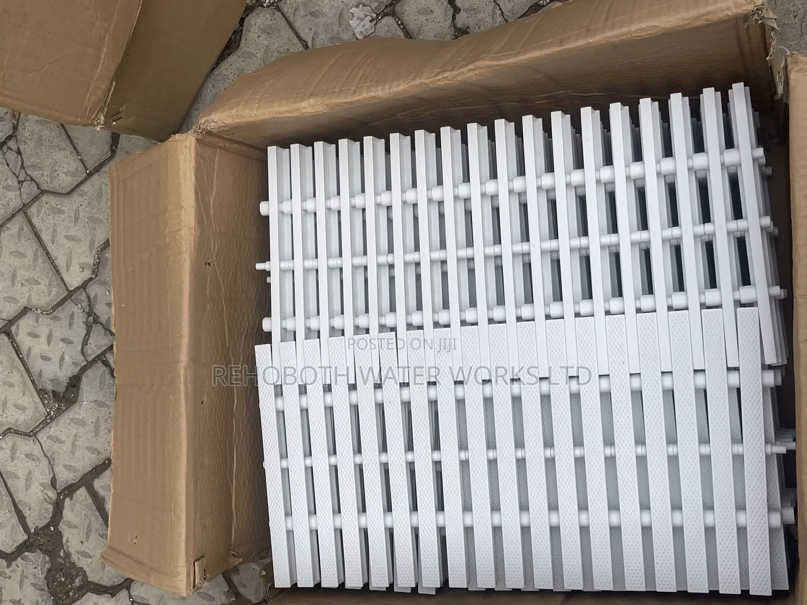 Overflow Grating