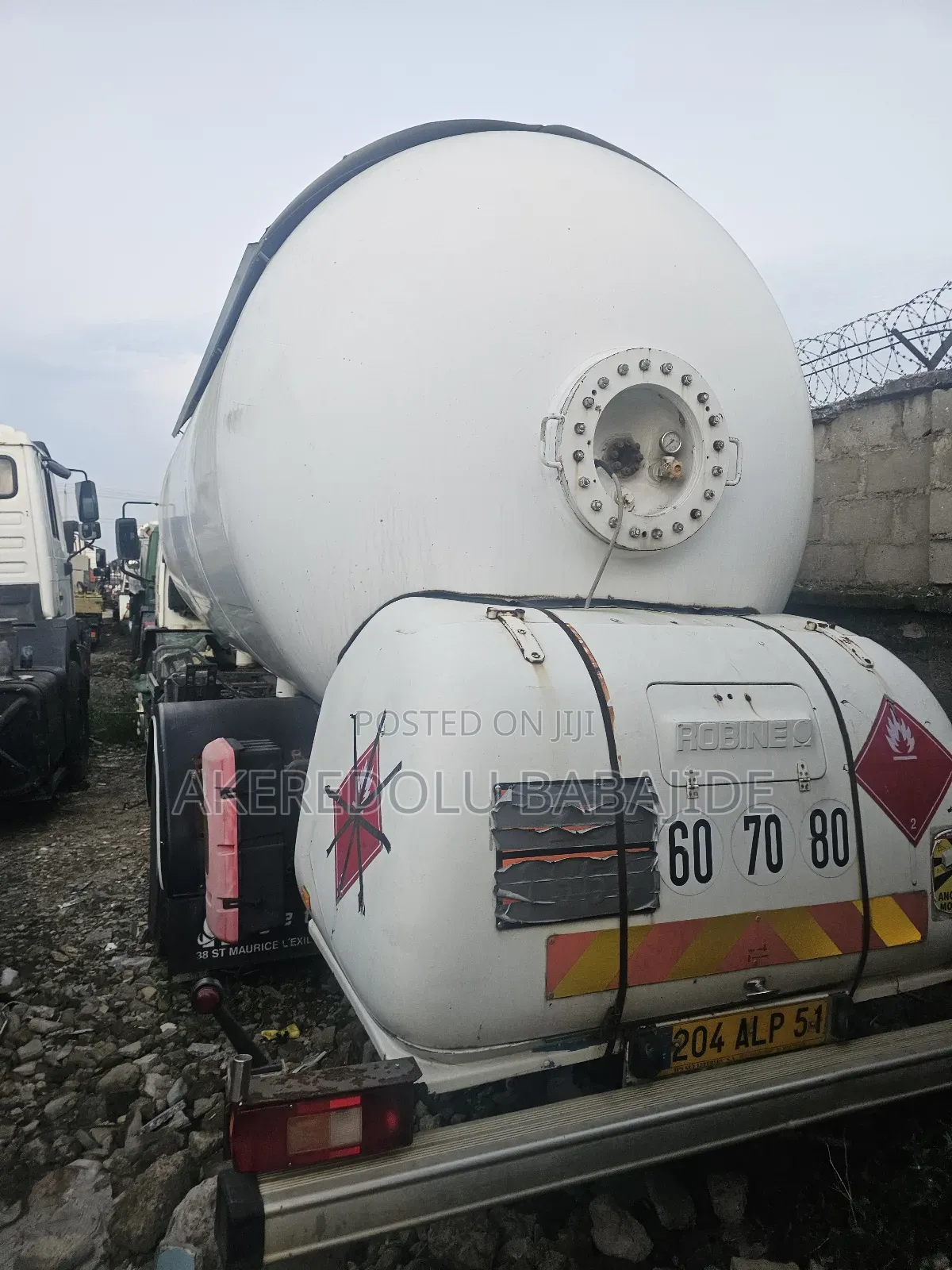 Gas Truck Tokunbo