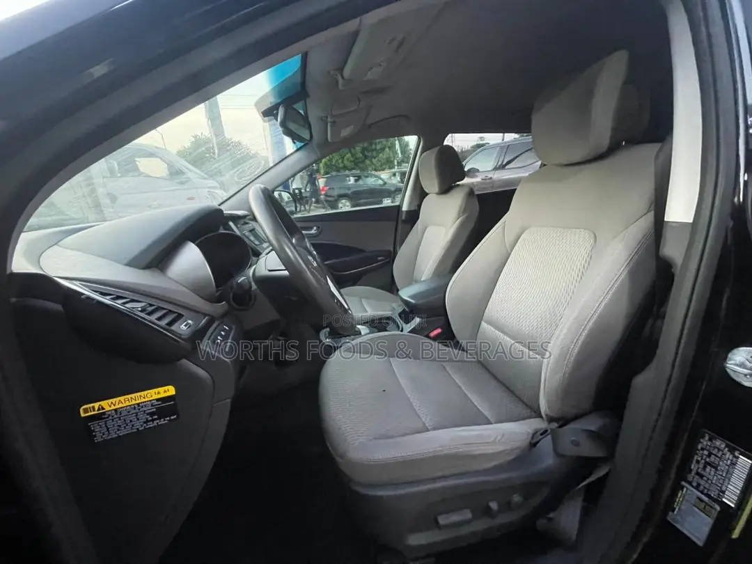 Hyundai Santa Fe SE AWD 2016 Black