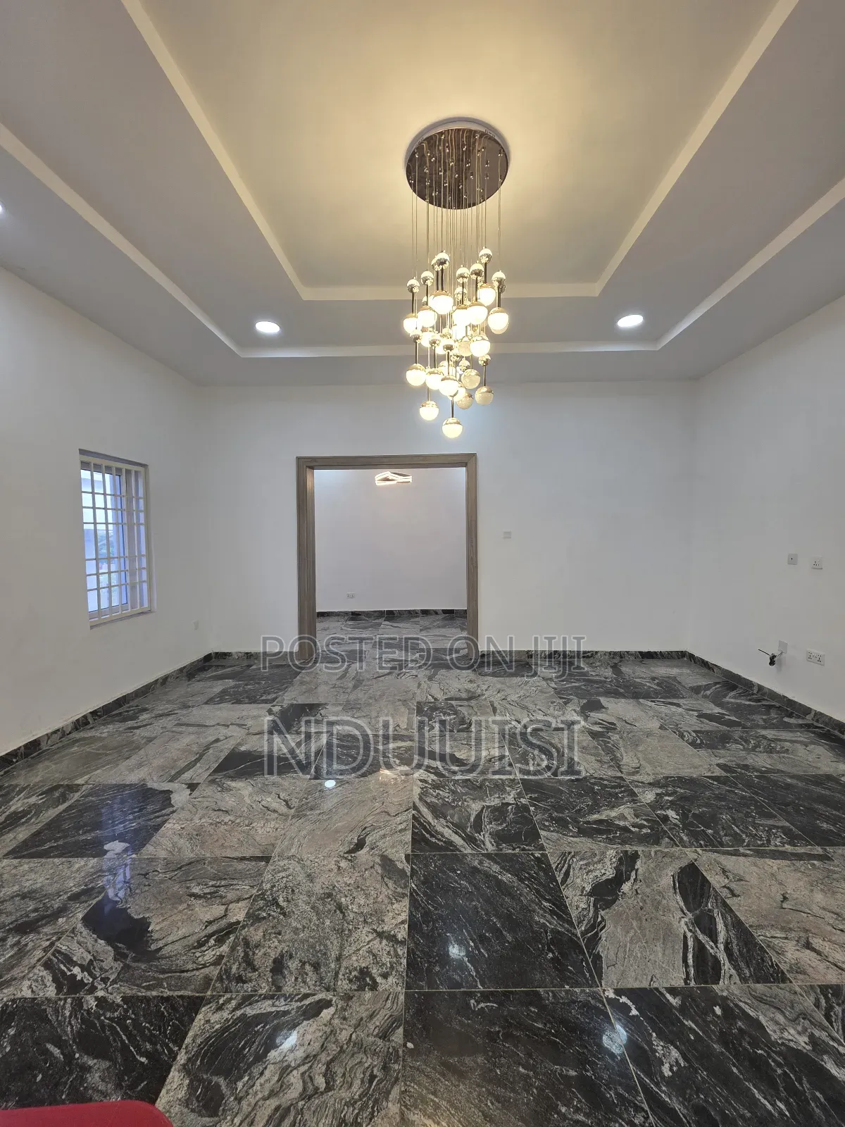 5bdrm Duplex in Guzape District for sale