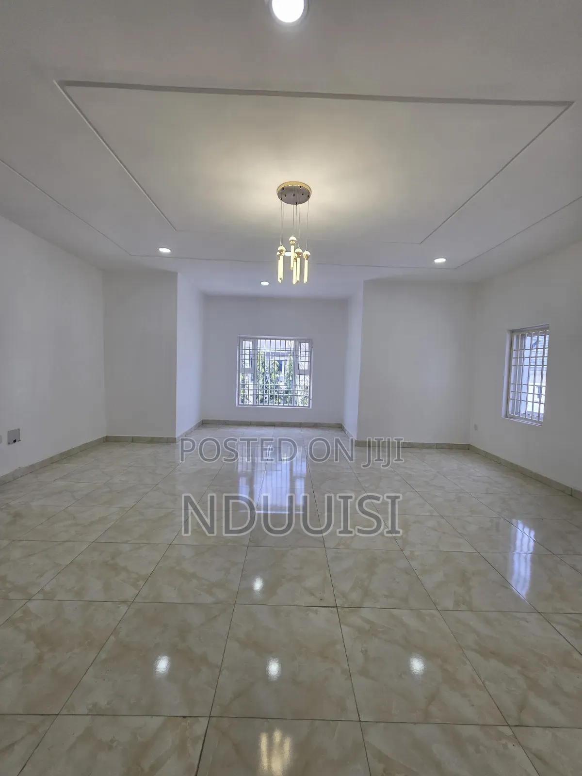 5bdrm Duplex in Guzape District for sale