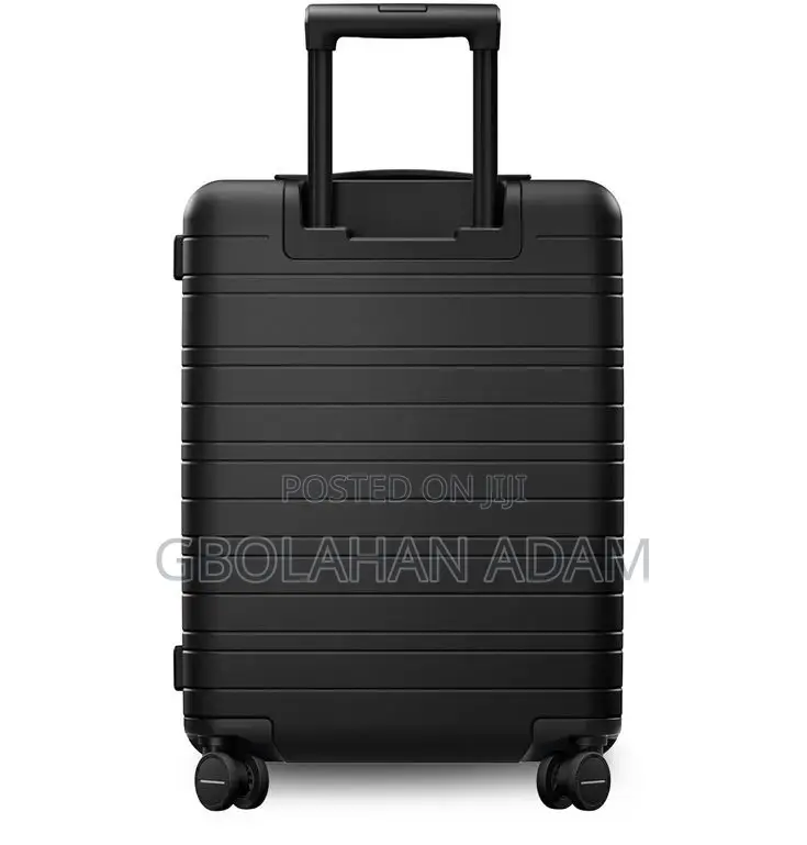 M5 Cabine Essential Luggage