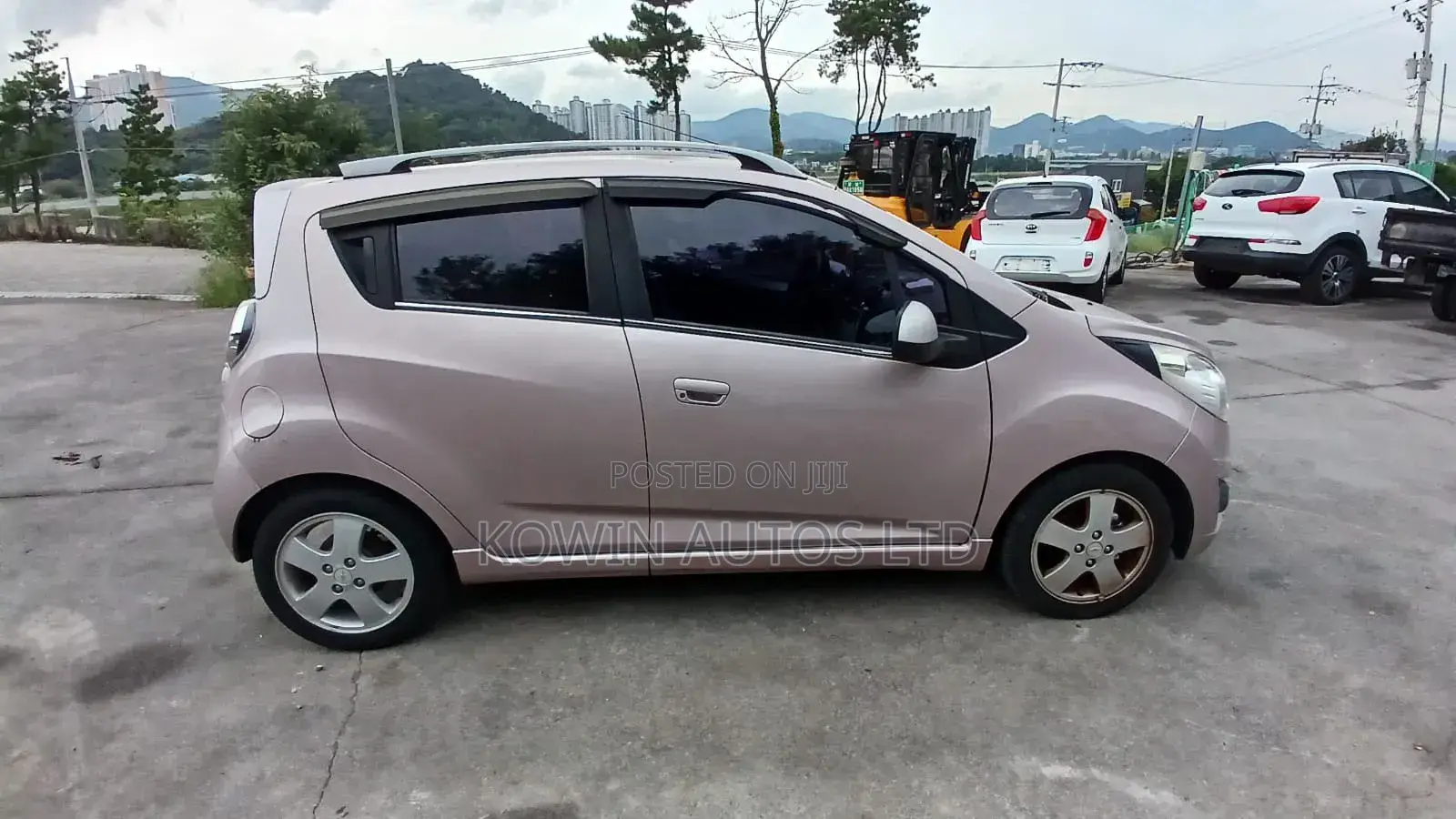 Chevrolet Spark 2012 Pink