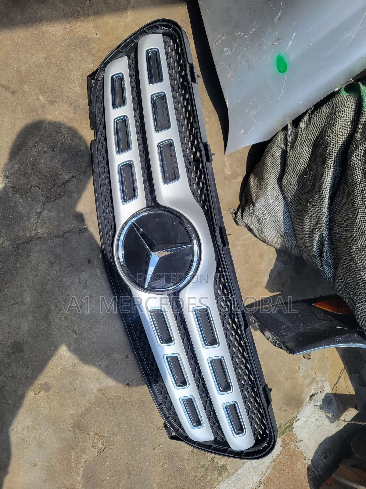 Mercedes-Benz Gla Front Grill