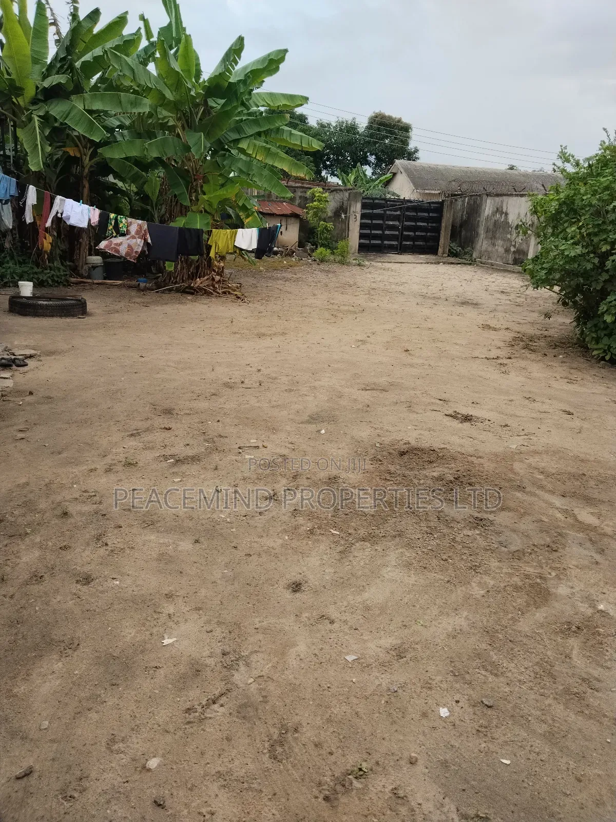 3bdrm Block of Flats in Igbede-Ojo Lagos, Alaba for sale