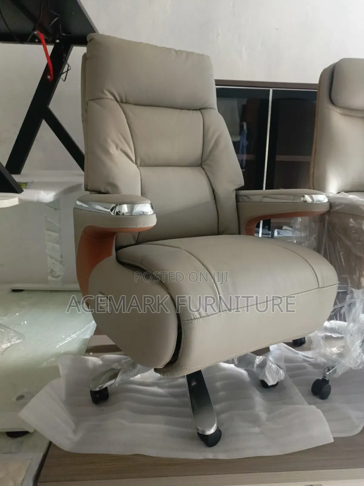 Executive Smart Chair