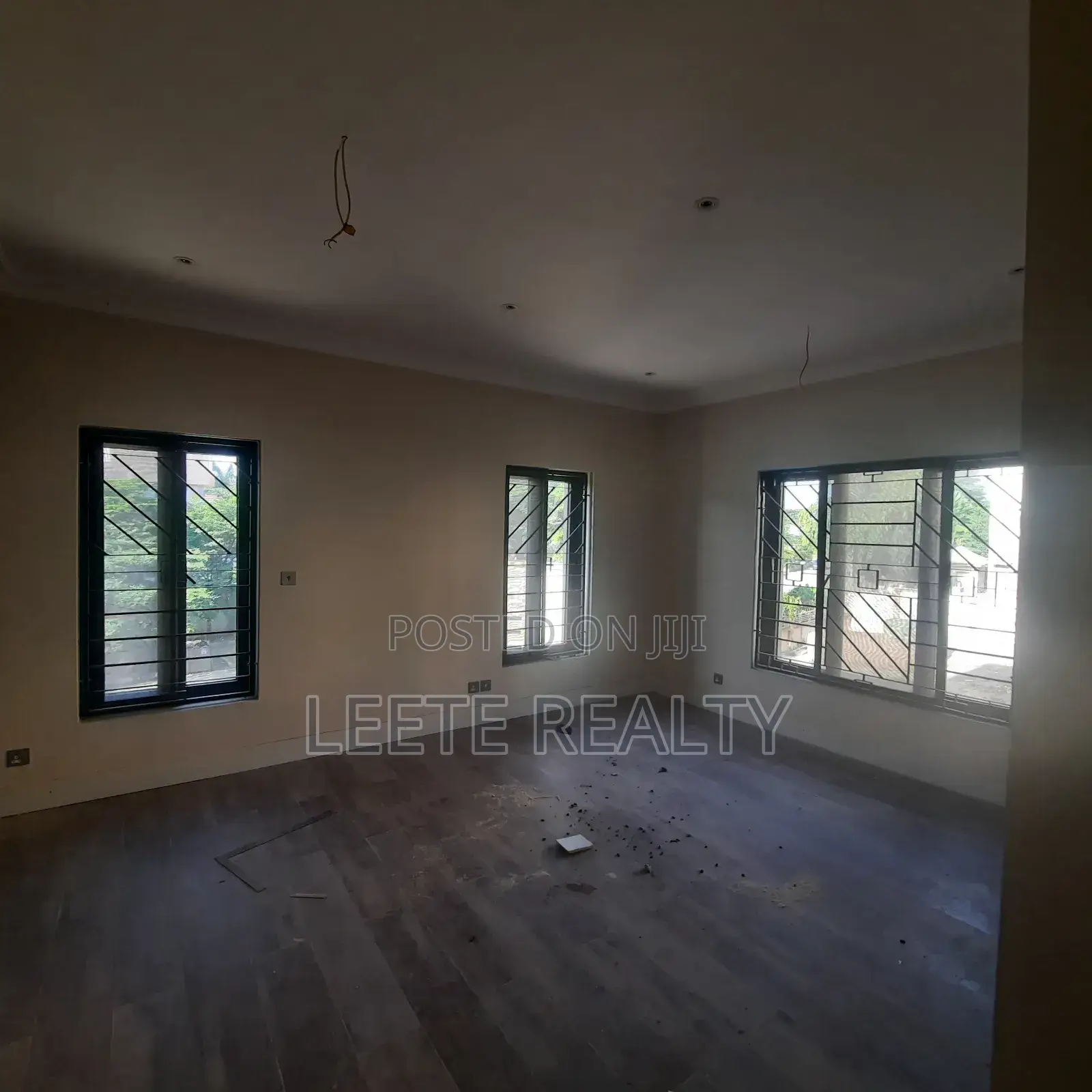 5bdrm Townhouse/Terrace in Jabi for sale