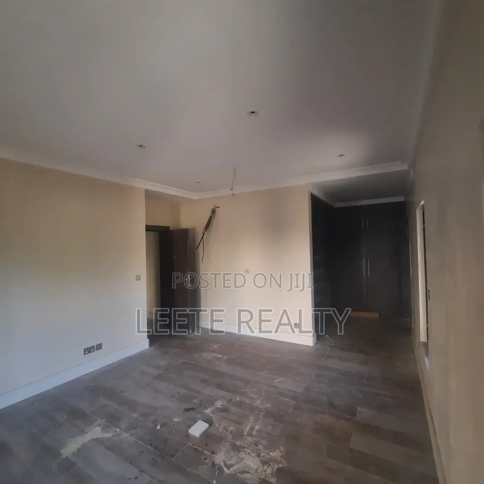 5bdrm Townhouse/Terrace in Jabi for sale