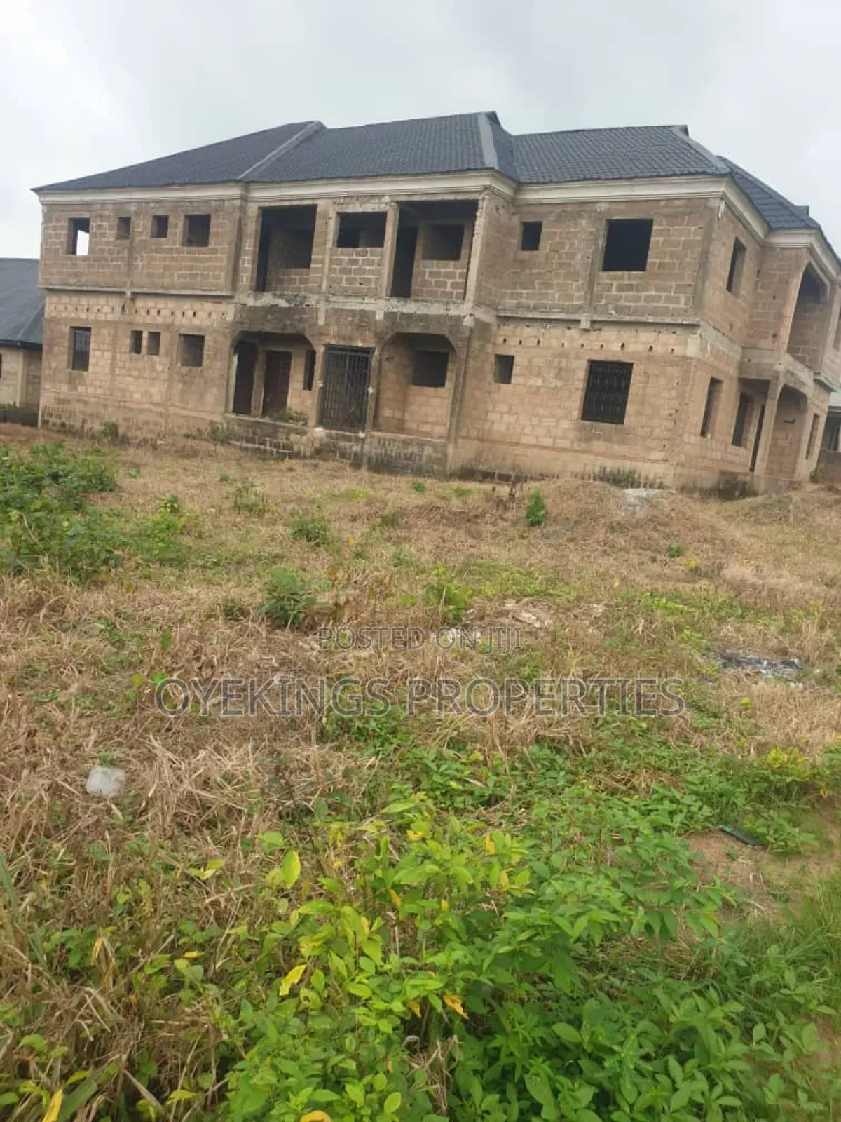 2bdrm Block of Flats in Oloola, Akala Express for sale