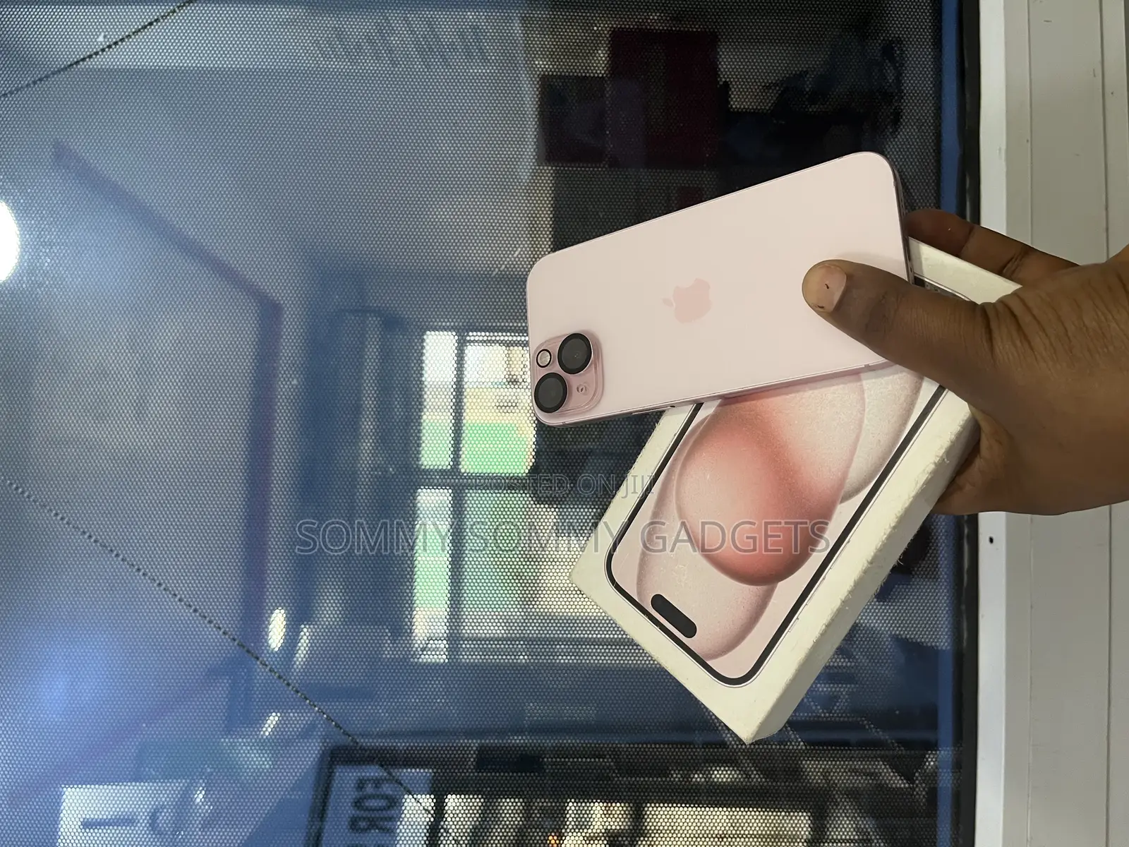 Apple iPhone 15 128 GB Pink