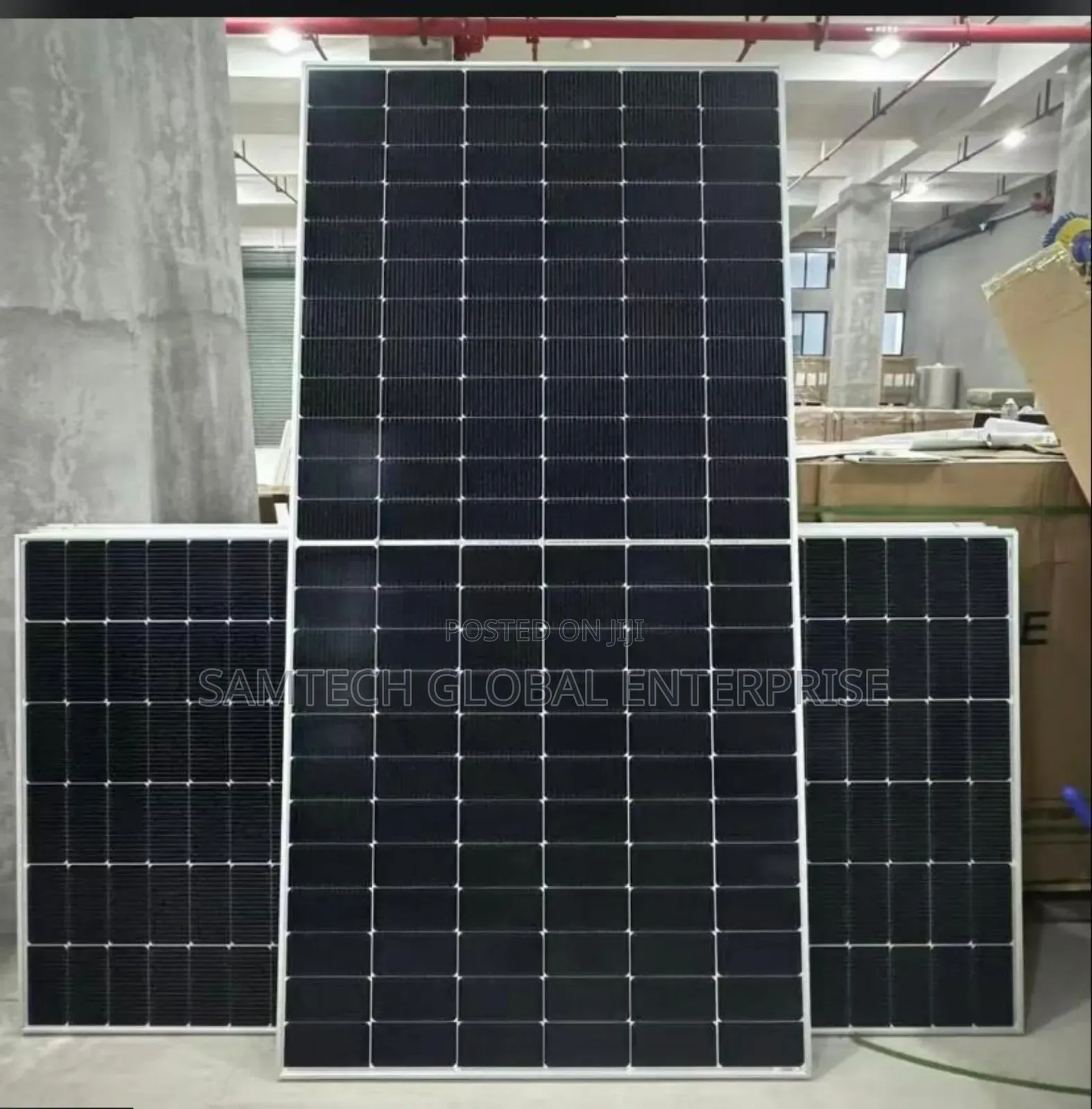 600 Watts Jinko Panel