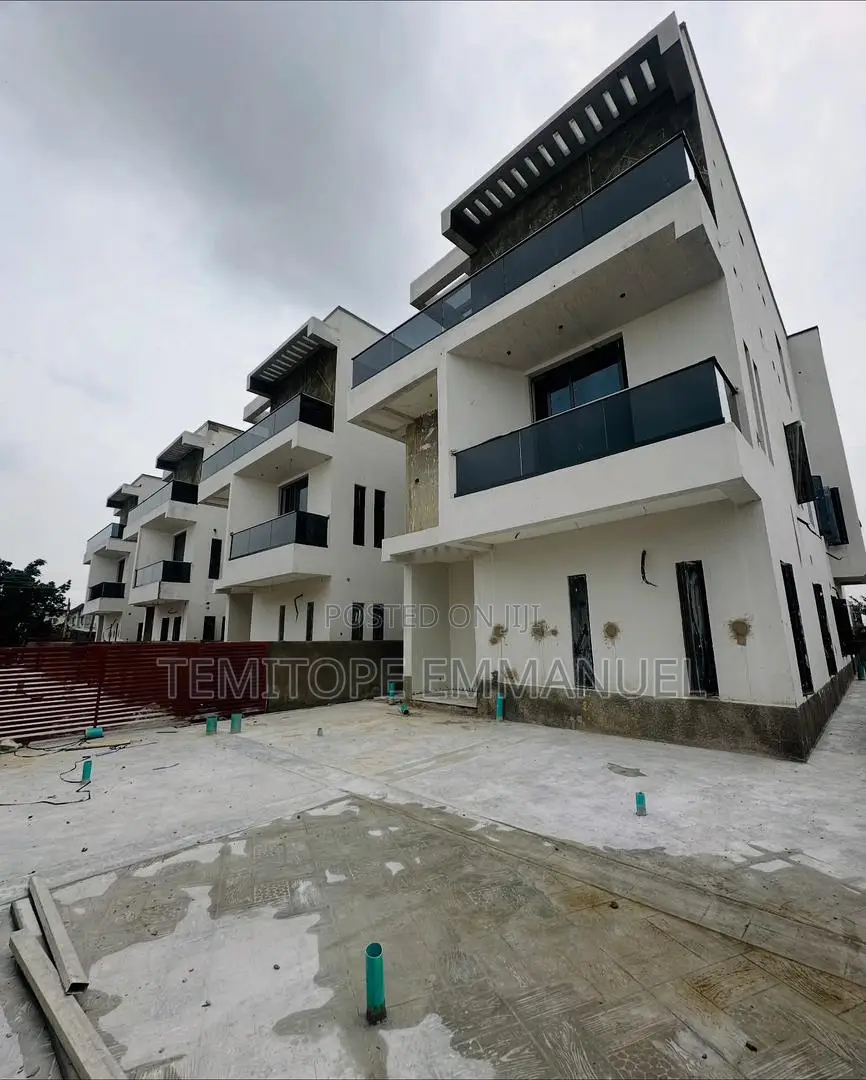 Furnished 5bdrm Duplex in Omole Phase 1 for sale