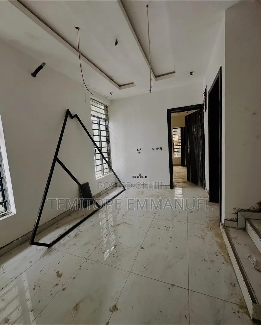 Furnished 5bdrm Duplex in Omole Phase 1 for sale