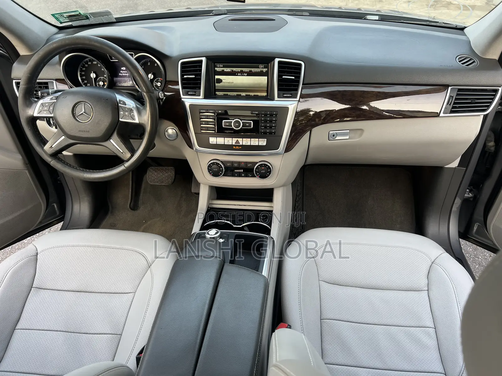 Mercedes-Benz M Class ML350 4MATIC 4dr SUV AWD (3.5L 6cyl 7A) 2014