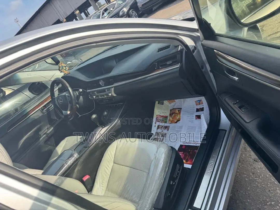 Lexus ES 350 FWD 2015 Silver