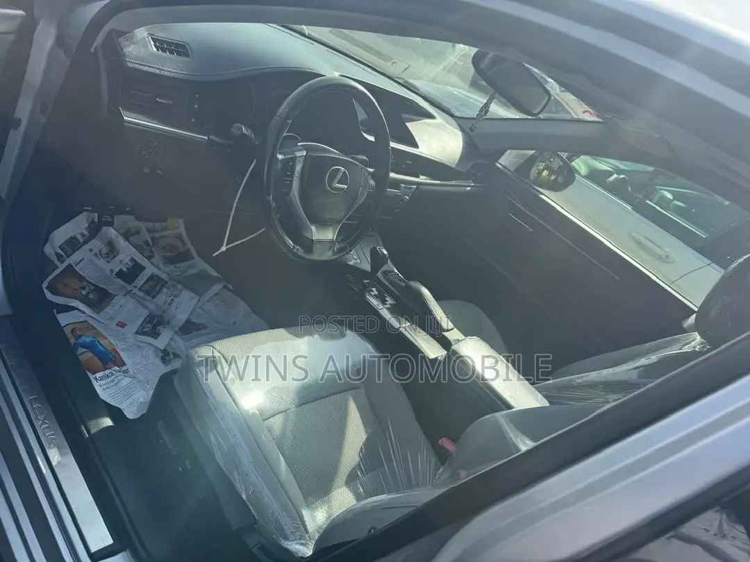Lexus ES 350 FWD 2015 Silver