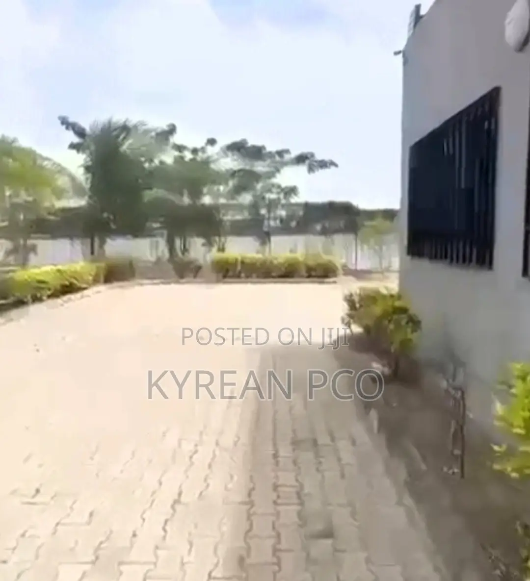 16000 Waterfront Land
