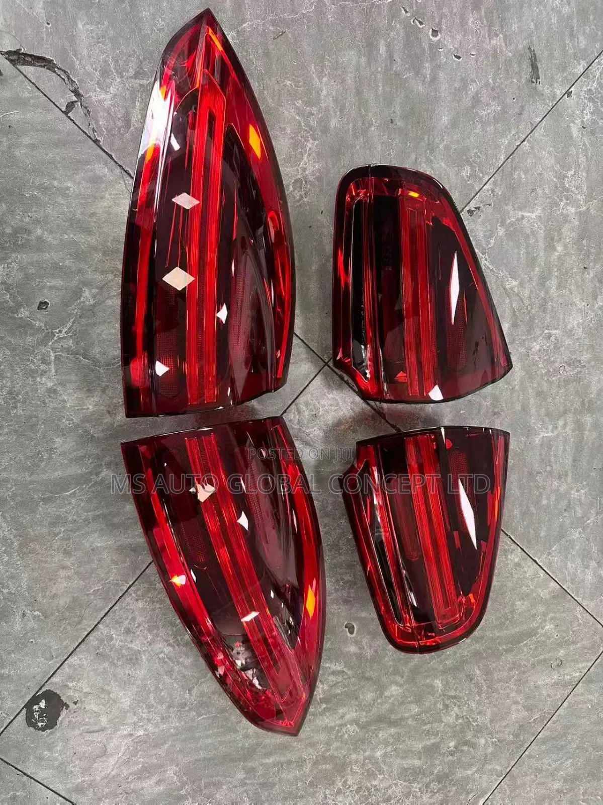 Porsche Cayenne 2018 Back Lights