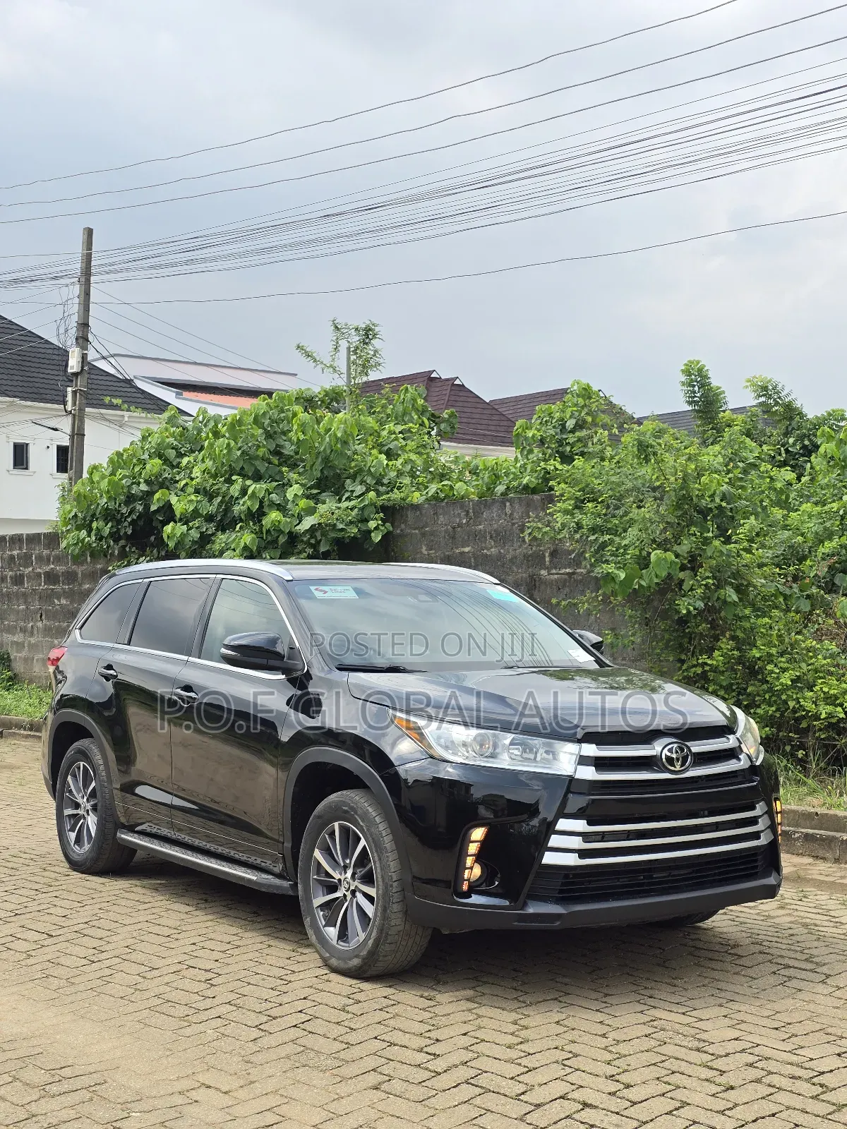 Toyota Highlander XLE 4x2 V6 (3.5L 6cyl 8A) 2017 Black