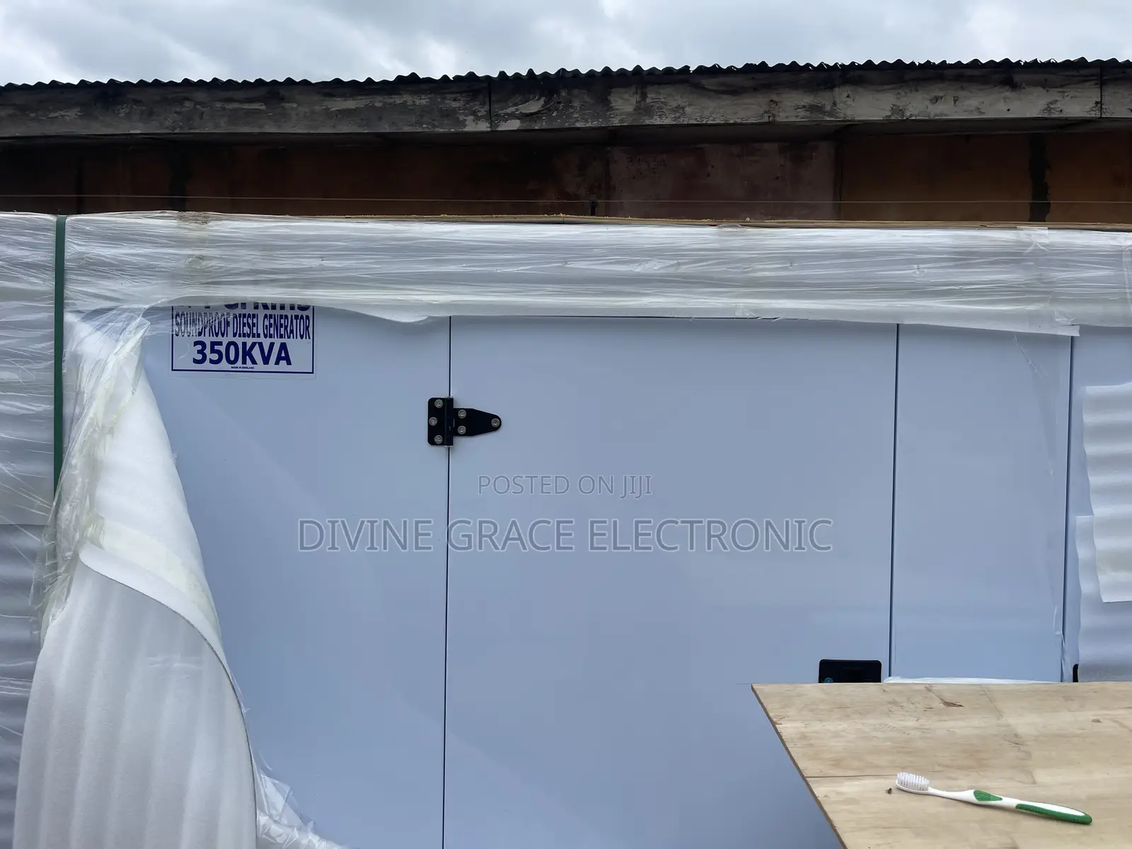 350kva Perkins Diesel Soundproof Generatorrrrrrr Y