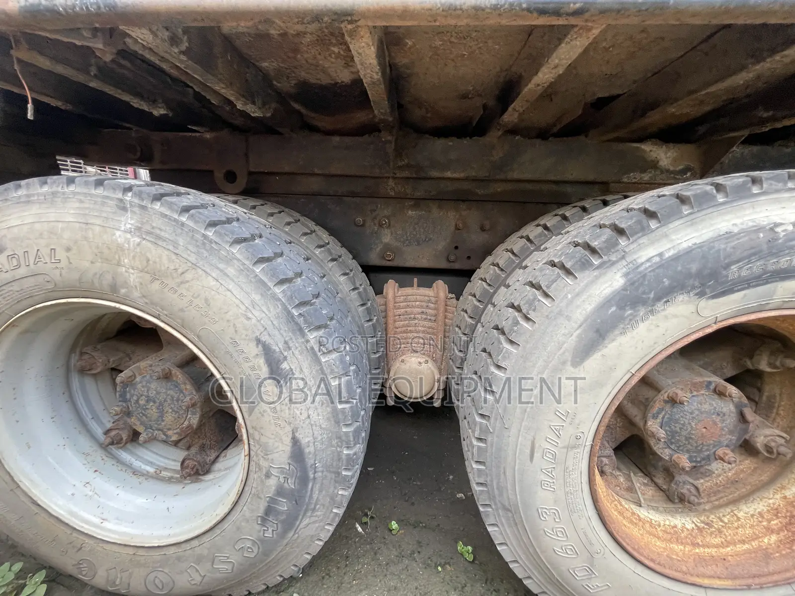 Mack Dump Trucks