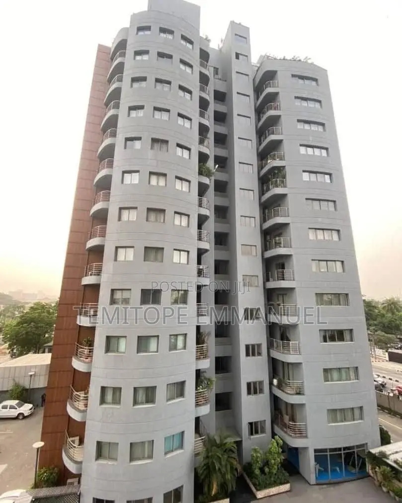 Furnished 3bdrm Penthouse in Old Ikoyi, Lagos for sale