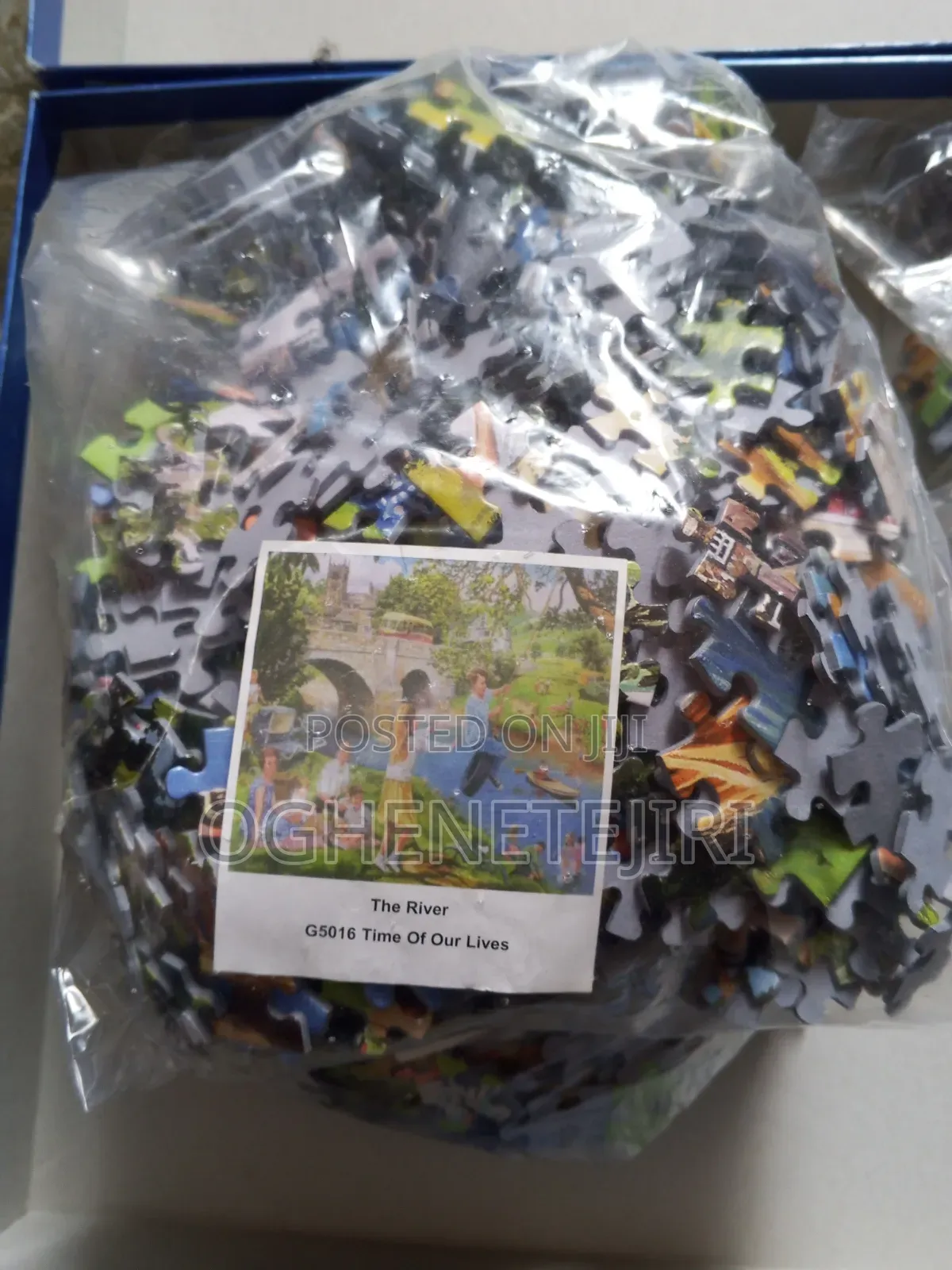 2000 Piece Gibson's Jigsaw Puzzle. 4 Packs of 500 Pieces in Each Pack.