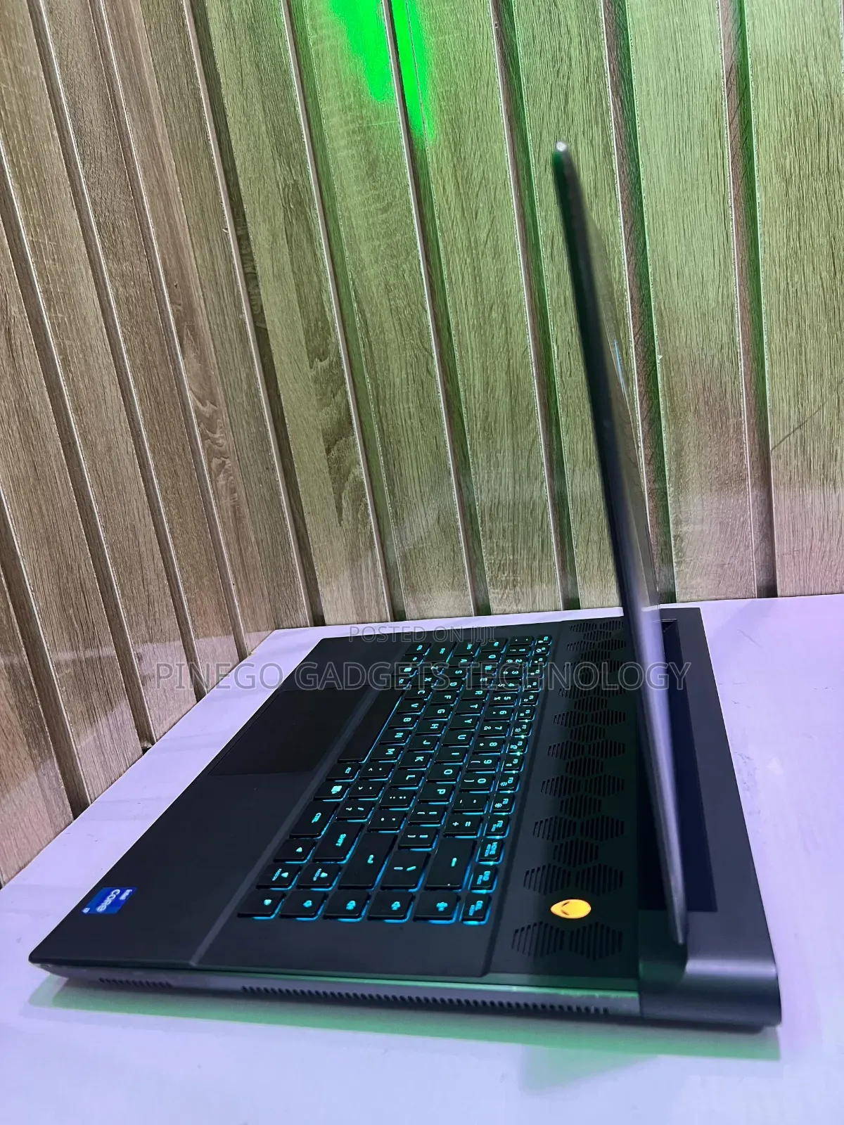 New Laptop Dell Alienware M16 R1 32GB Intel Core I7 SSD 1T