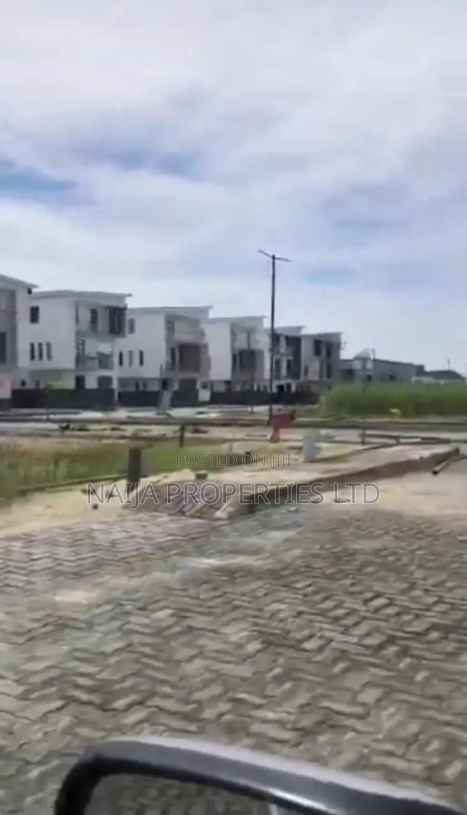 800sqm of Land at Hampton Bay Estate, Ikate, Lekki for Sale