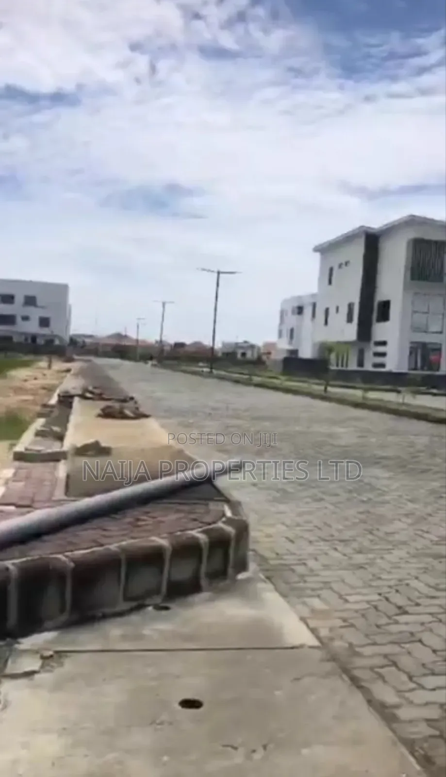 800sqm of Land at Hampton Bay Estate, Ikate, Lekki for Sale