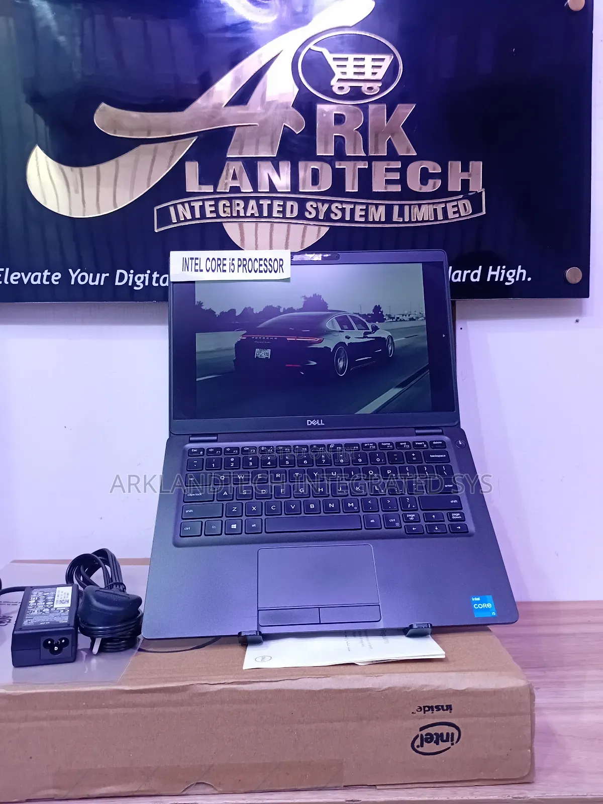New Laptop Dell Latitude 5285 8GB Intel Core I5 SSD 256GB