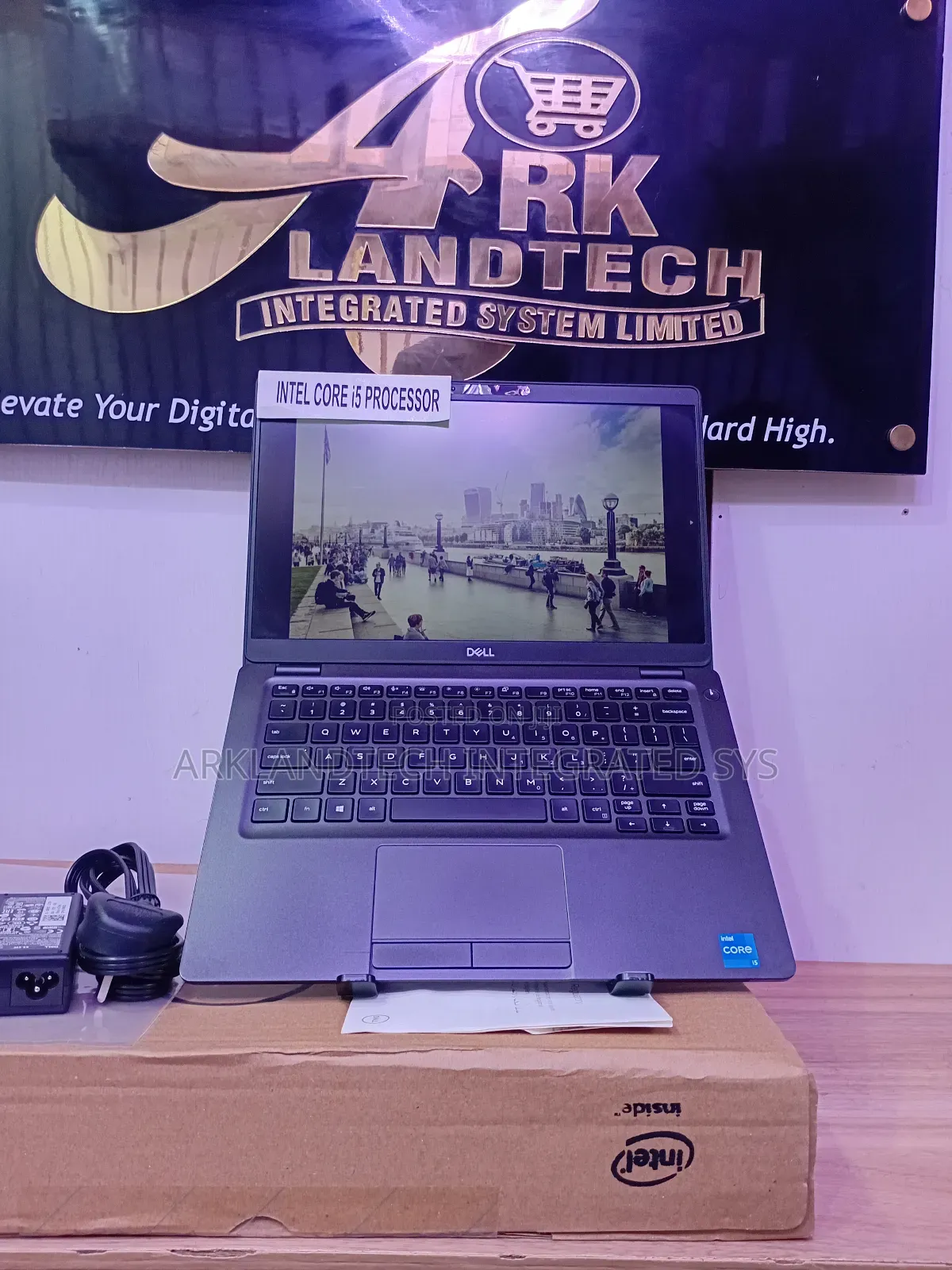 New Laptop Dell Latitude 5285 8GB Intel Core I5 SSD 512GB