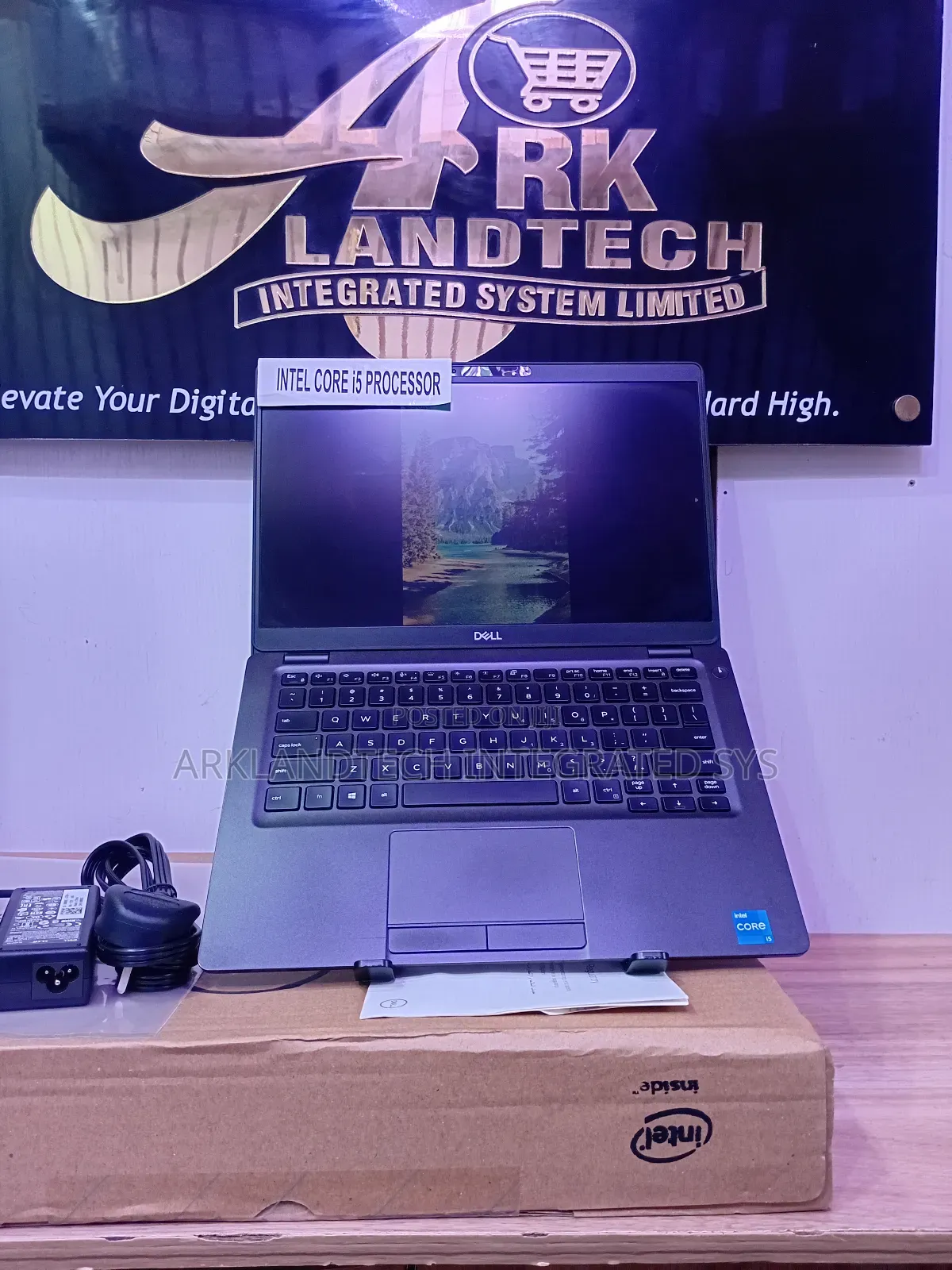 New Laptop Dell Latitude 5285 8GB Intel Core I5 SSD 512GB