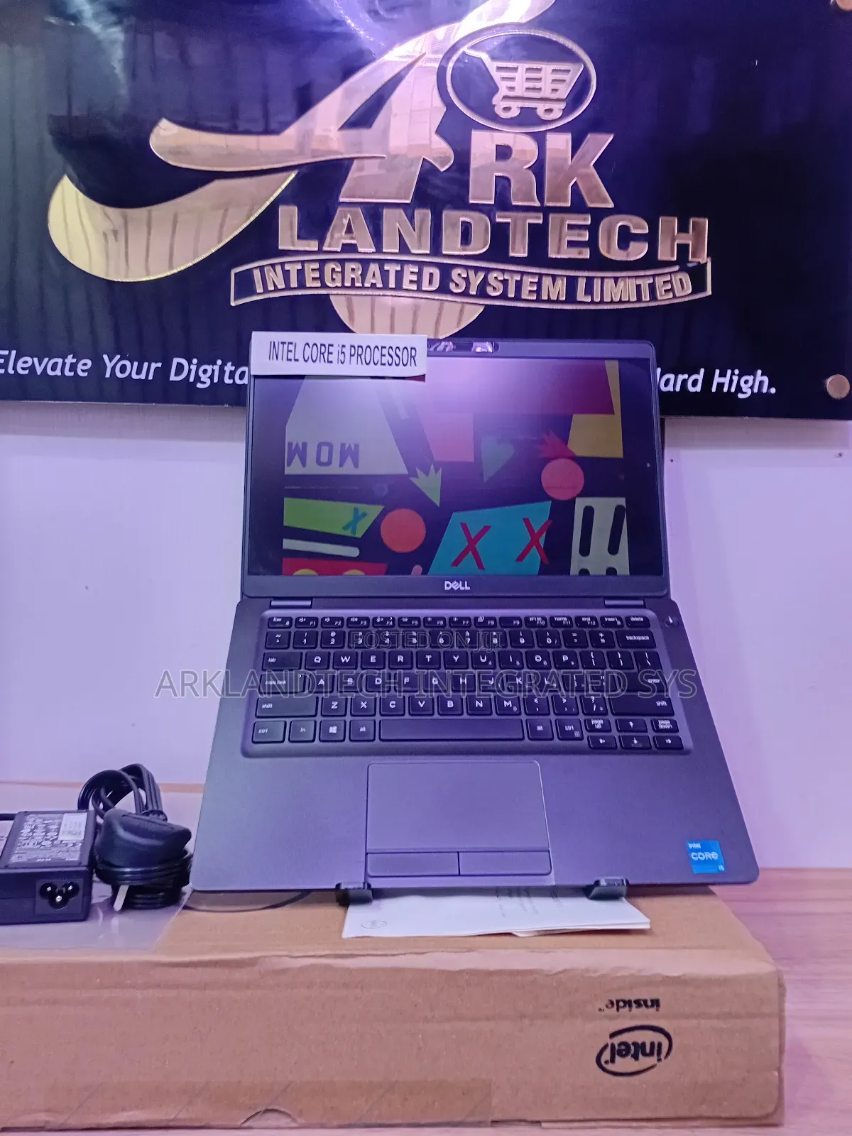New Laptop Dell Latitude 5289 16GB Intel Core I5 SSD 256GB
