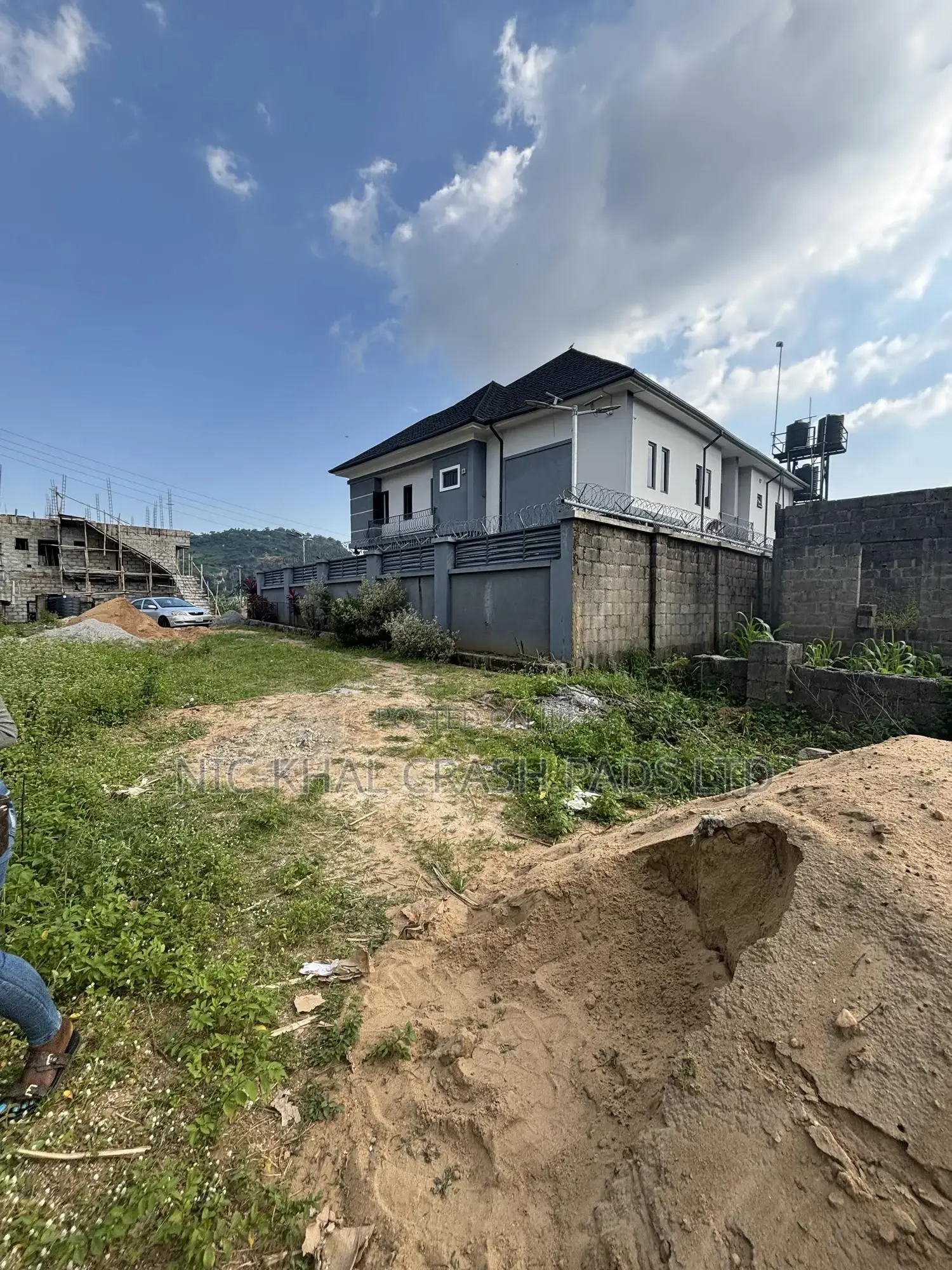 5bdrm Duplex in Dawaki News for sale
