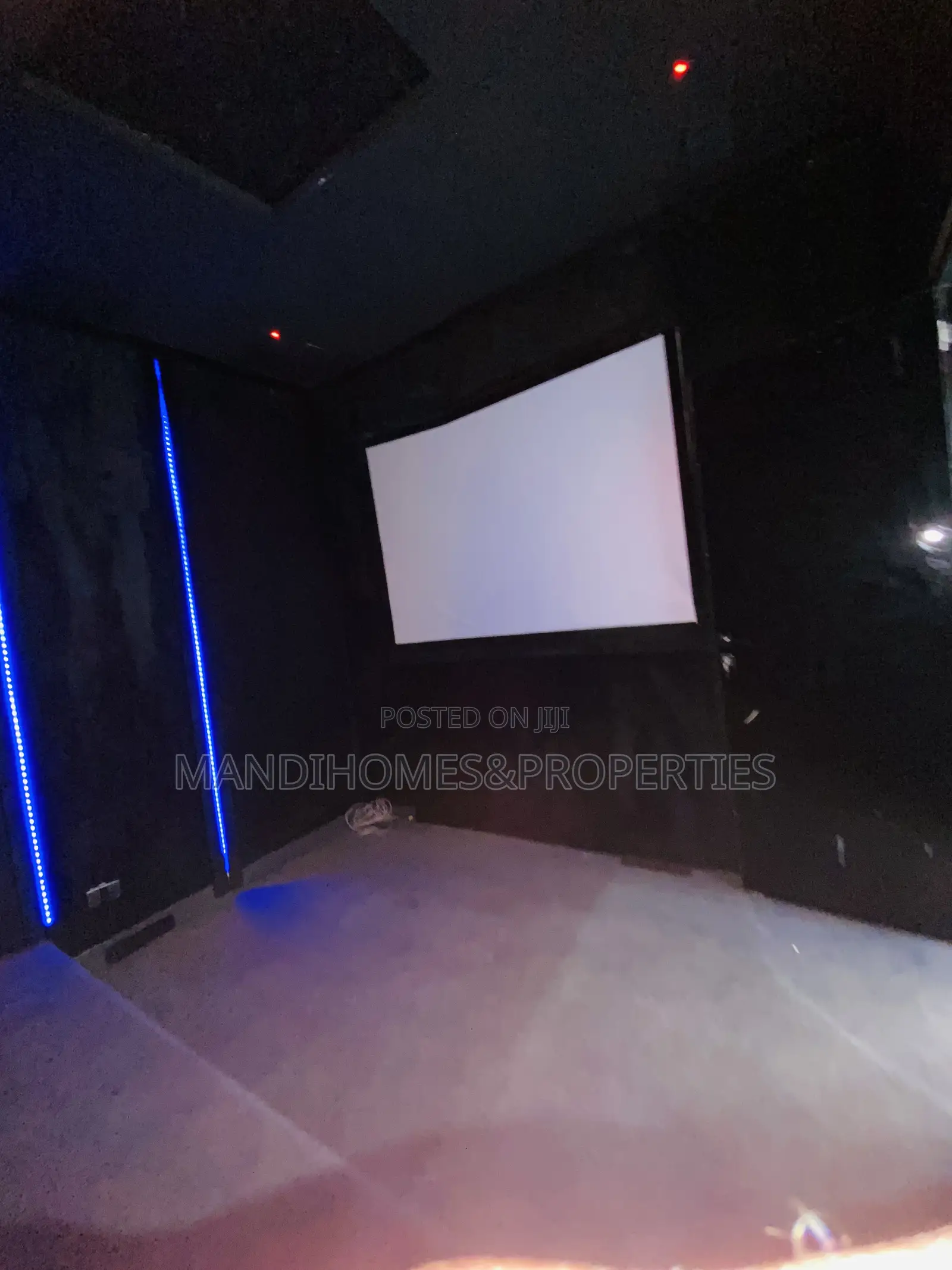5bdrm Duplex in Lekki for sale