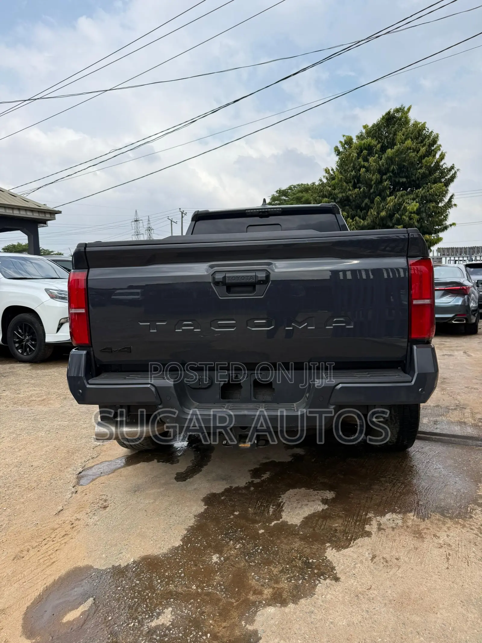 Toyota Tacoma SR5 Double Cab 6' Bed AT 2024 Gray