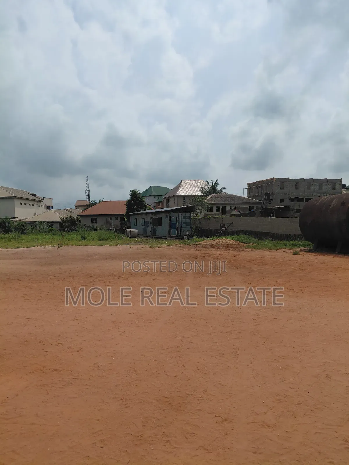 20 Acers of Land Along Lagos Ibadan Expressway