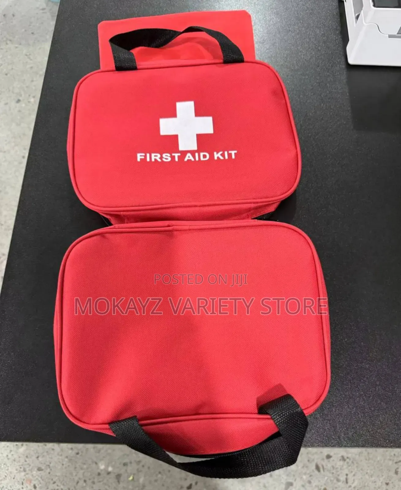 Compact Medical Pouch - First Aid Kit Bag For Emergency