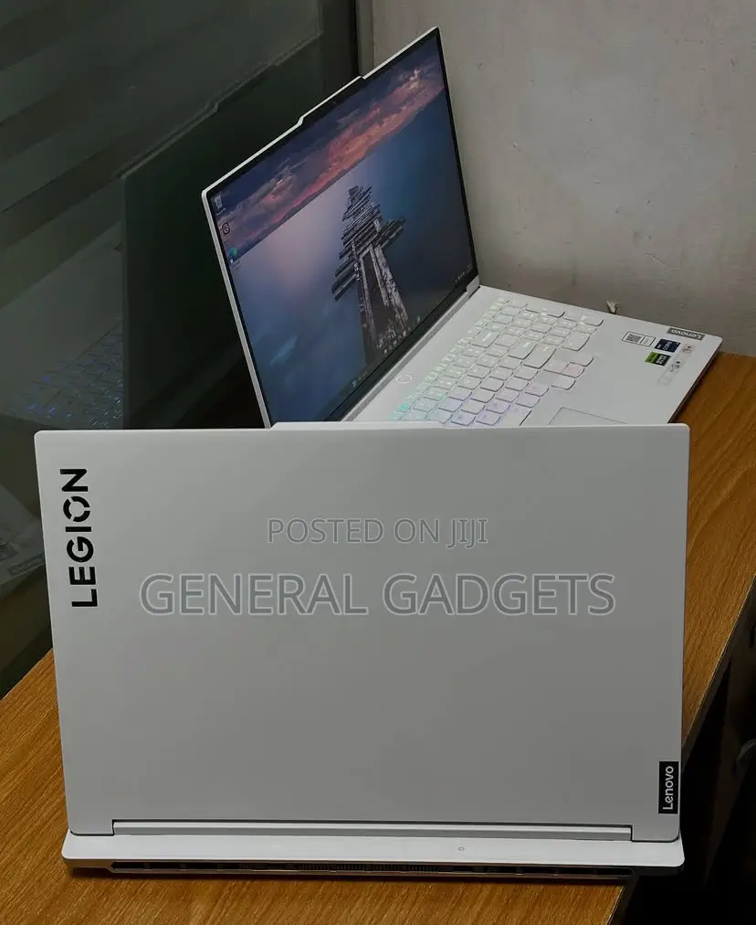 Laptop Lenovo Legion 7 8GB Intel Core I9 SSD 1T