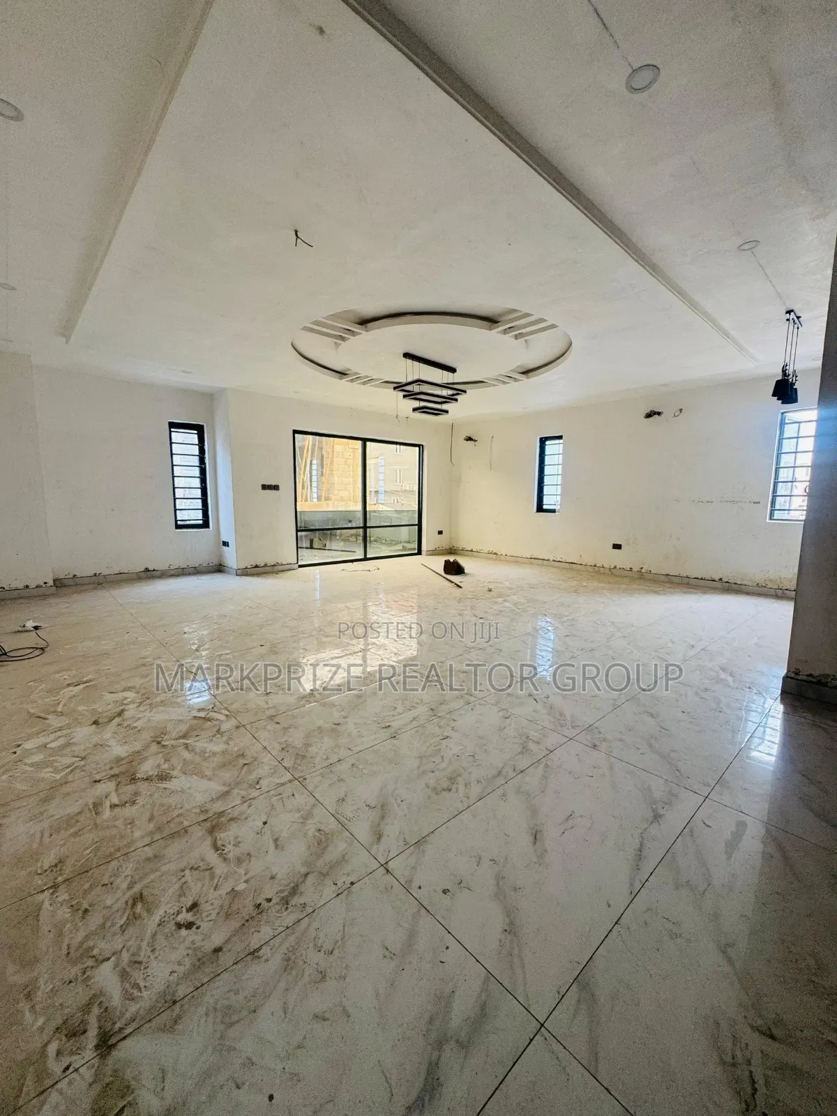 5bdrm Duplex in Opebi for sale