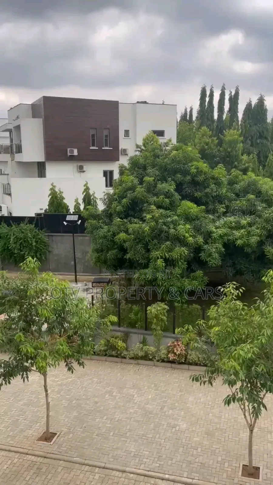 4bdrm Townhouse / Terrace in Asokoro for rent