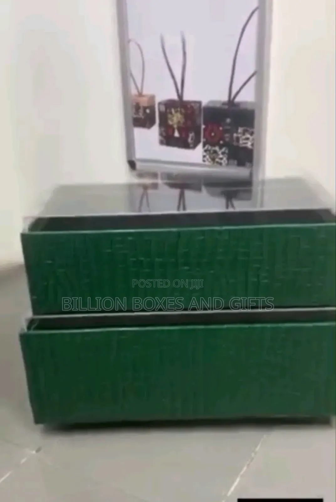 Acrylic Cover Leather Gift Box