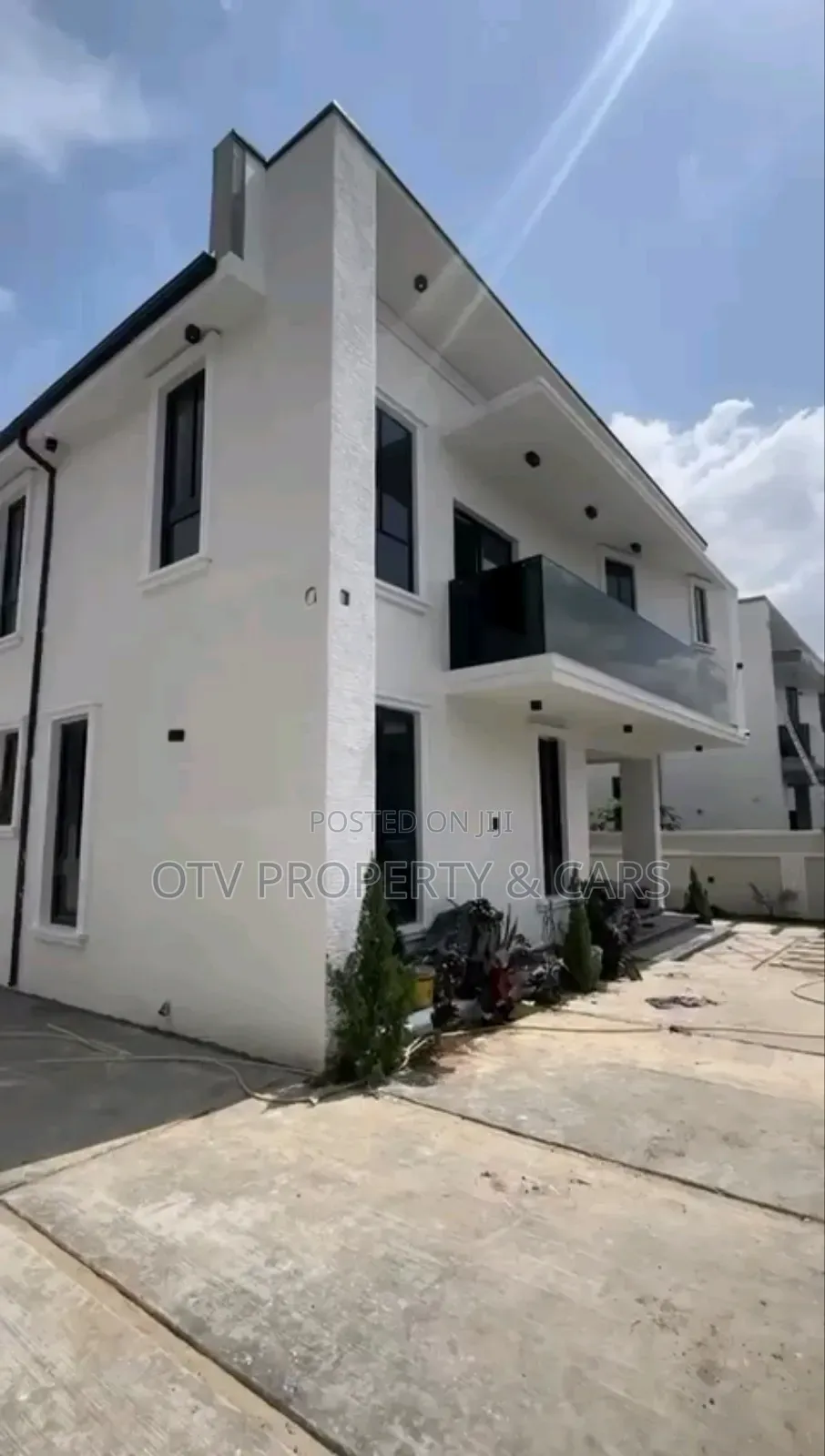 Furnished 5bdrm Duplex in Galadimawa for sale