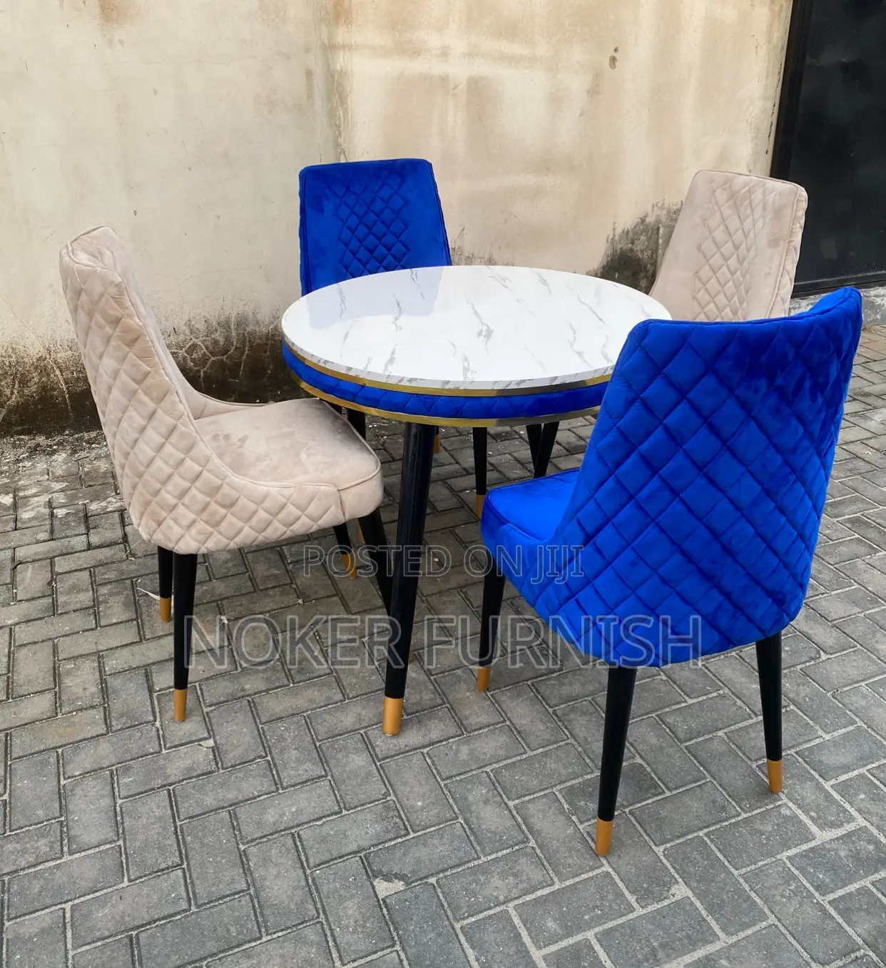 Sent of Dining Table and Chairs