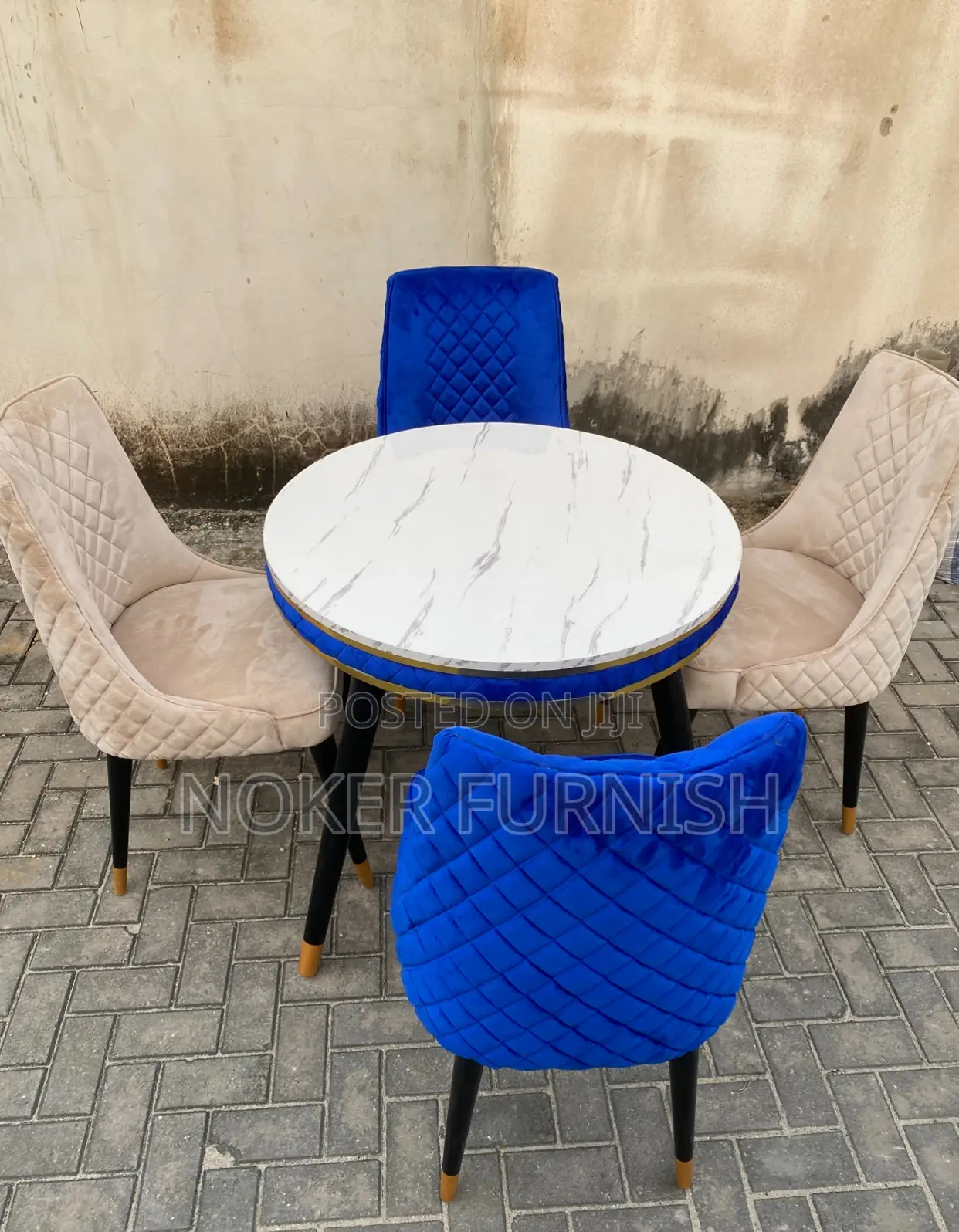 Sent of Dining Table and Chairs