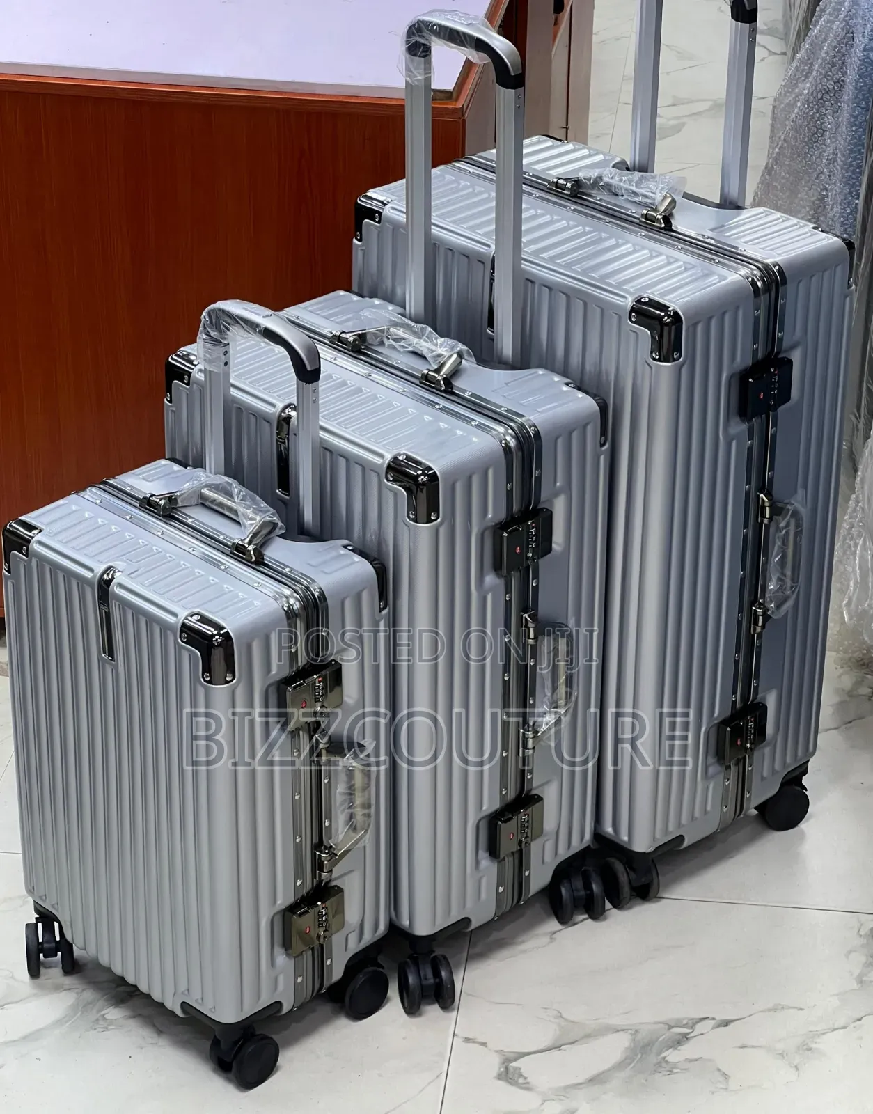 Original Luxury Traveling Boxes Available in Store