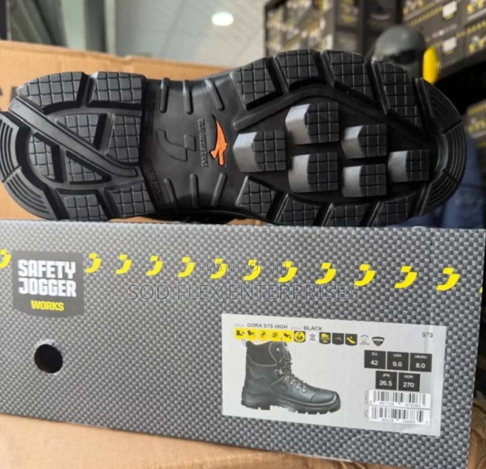 Gora Quality, Durable And Comfortable Safety Joggers Boot